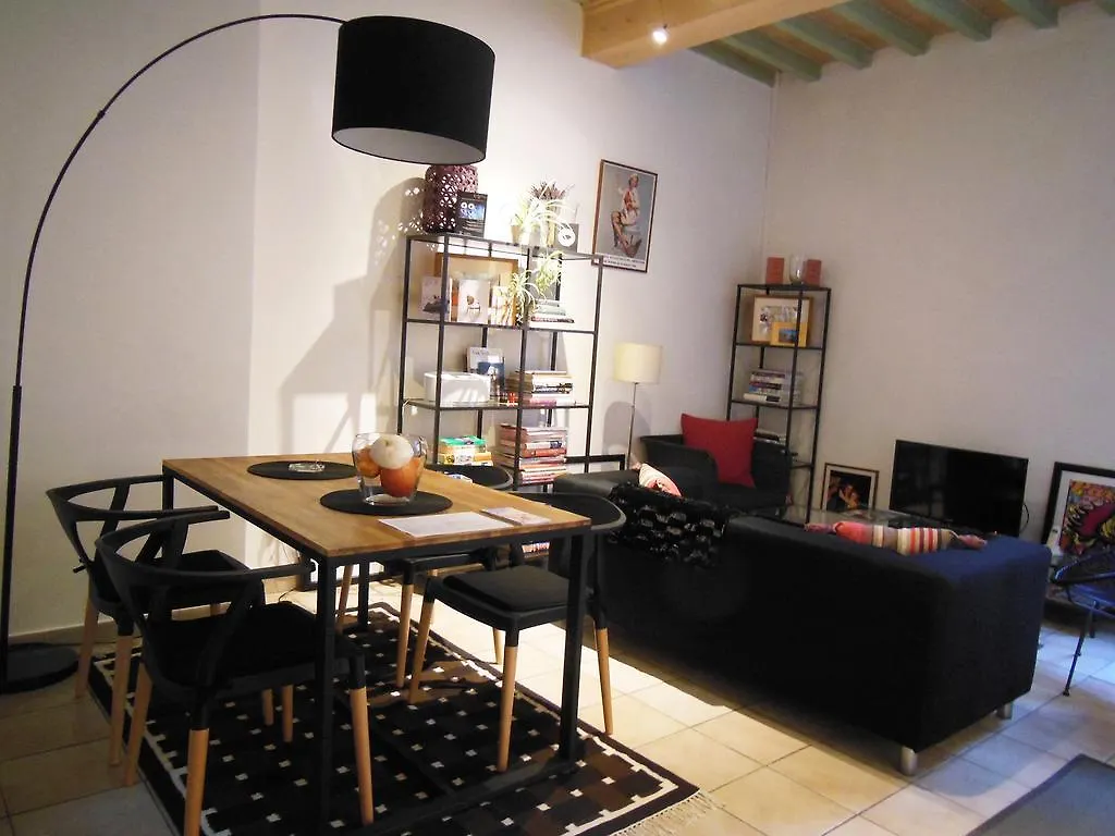 Appartement Arles Centre Historique 0*,